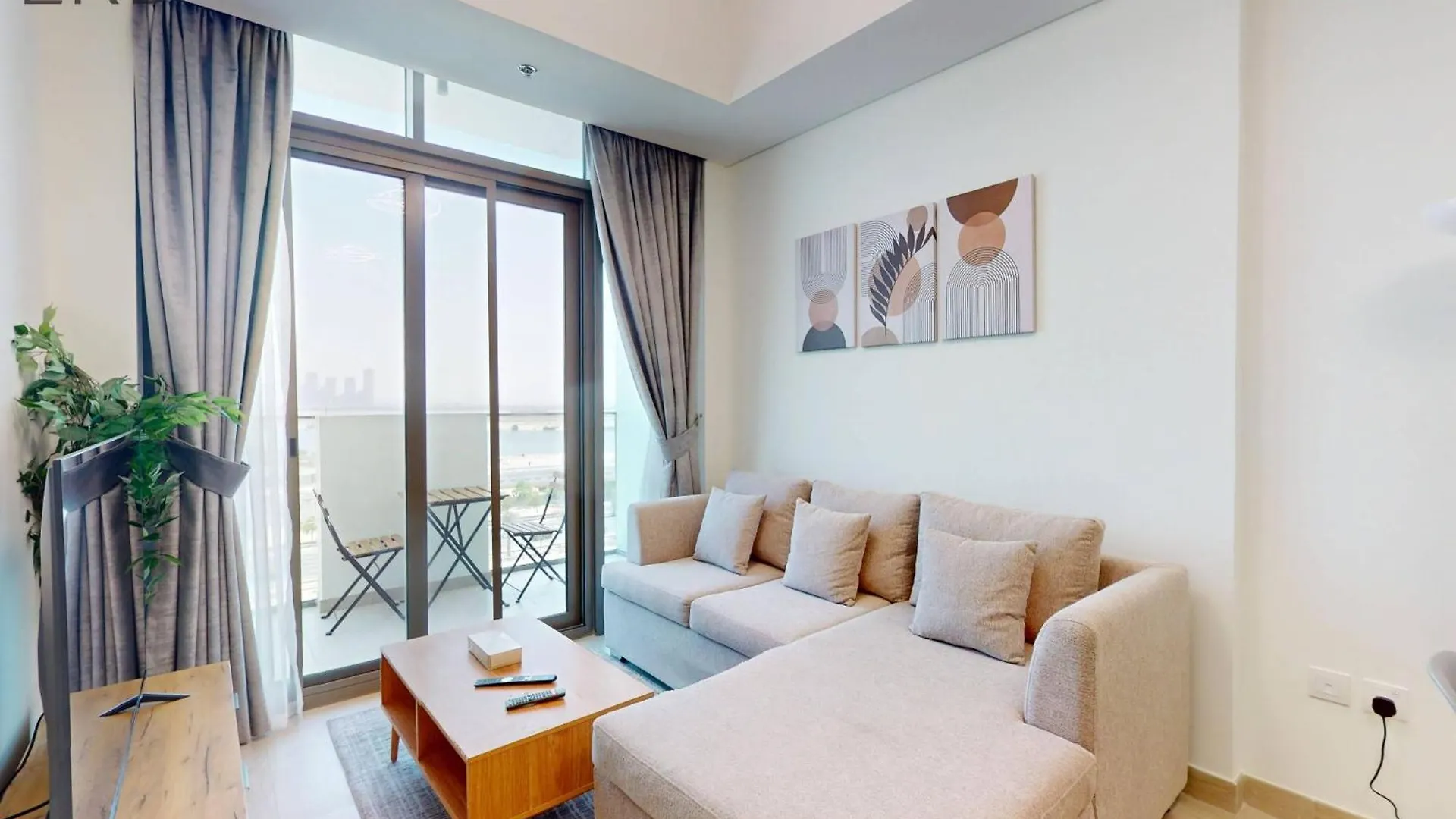 Apartment Cozy 1Br With Canal View Dubai