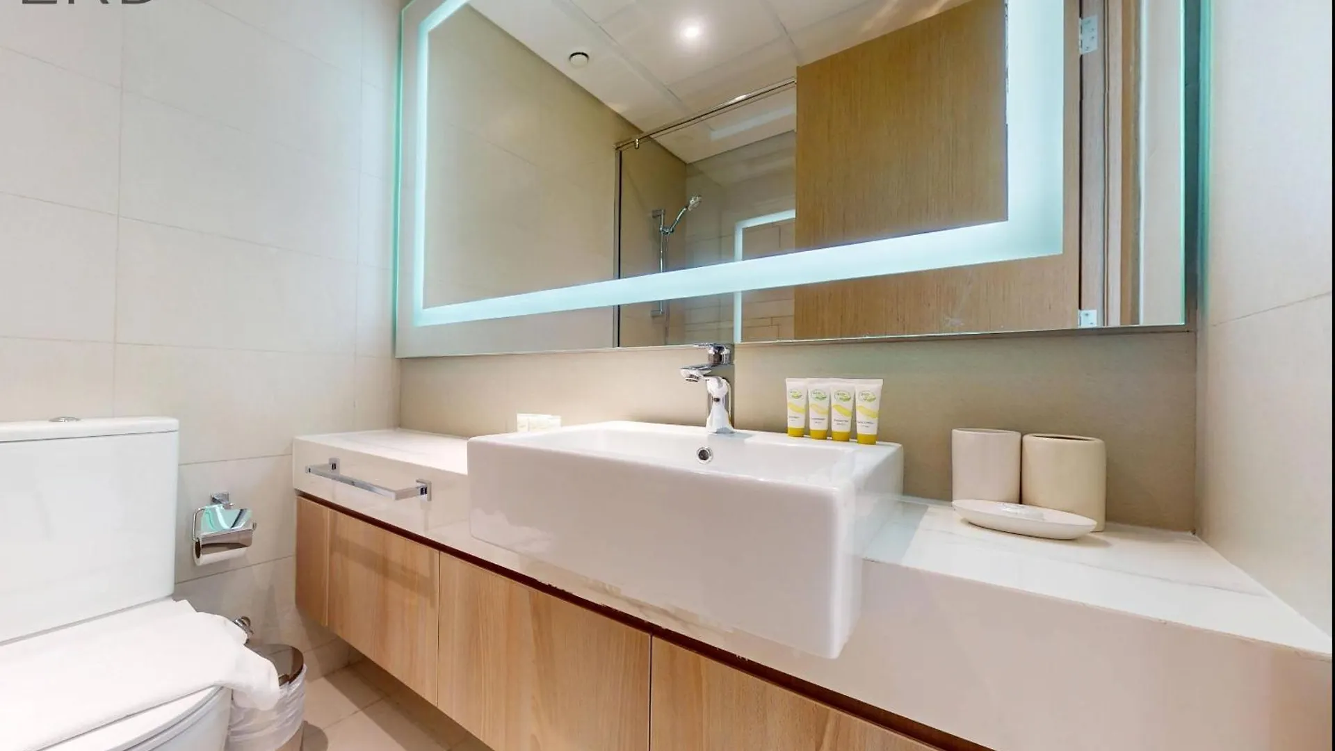 Cozy 1Br With Canal View Dubai 0*,  Forenede Arabiske Emirater